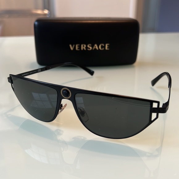 Versace Other - Mens Versace Medusa Logo Sunglasses